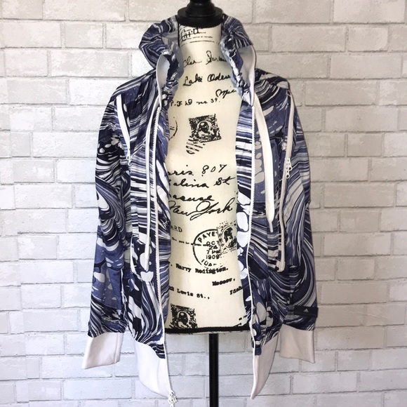 Adidas by Stella McCartney Run printed jacket - Picture 3 of 16